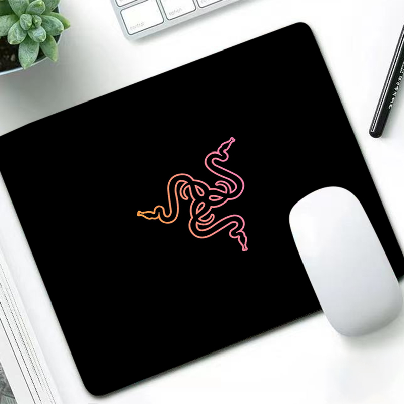 레이저 럭셔리 마우스 패드 애니메이션 게이머 데스크 매 - Laptop Accessories For Programmers 리뷰 및 가격